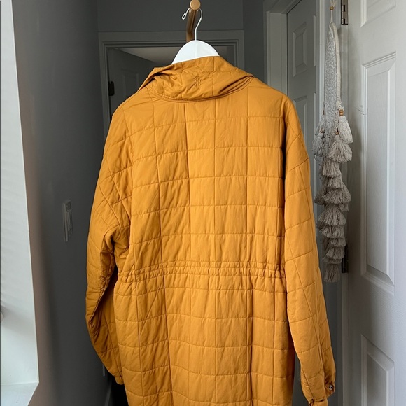 Free People FP Movement Perri Packable Puffer Jacket in Golden Ochre Size M $198 - Picture 5 of 8